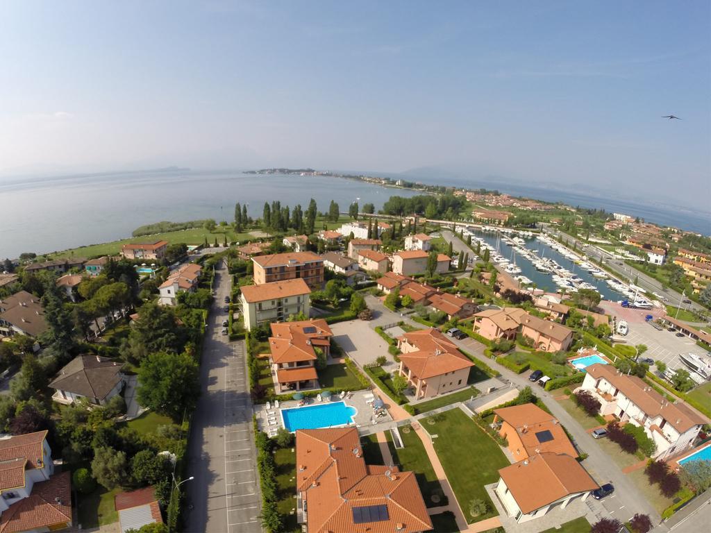 BellaSirmione Holiday Apartments Dış mekan fotoğraf