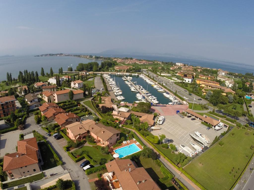 BellaSirmione Holiday Apartments Dış mekan fotoğraf