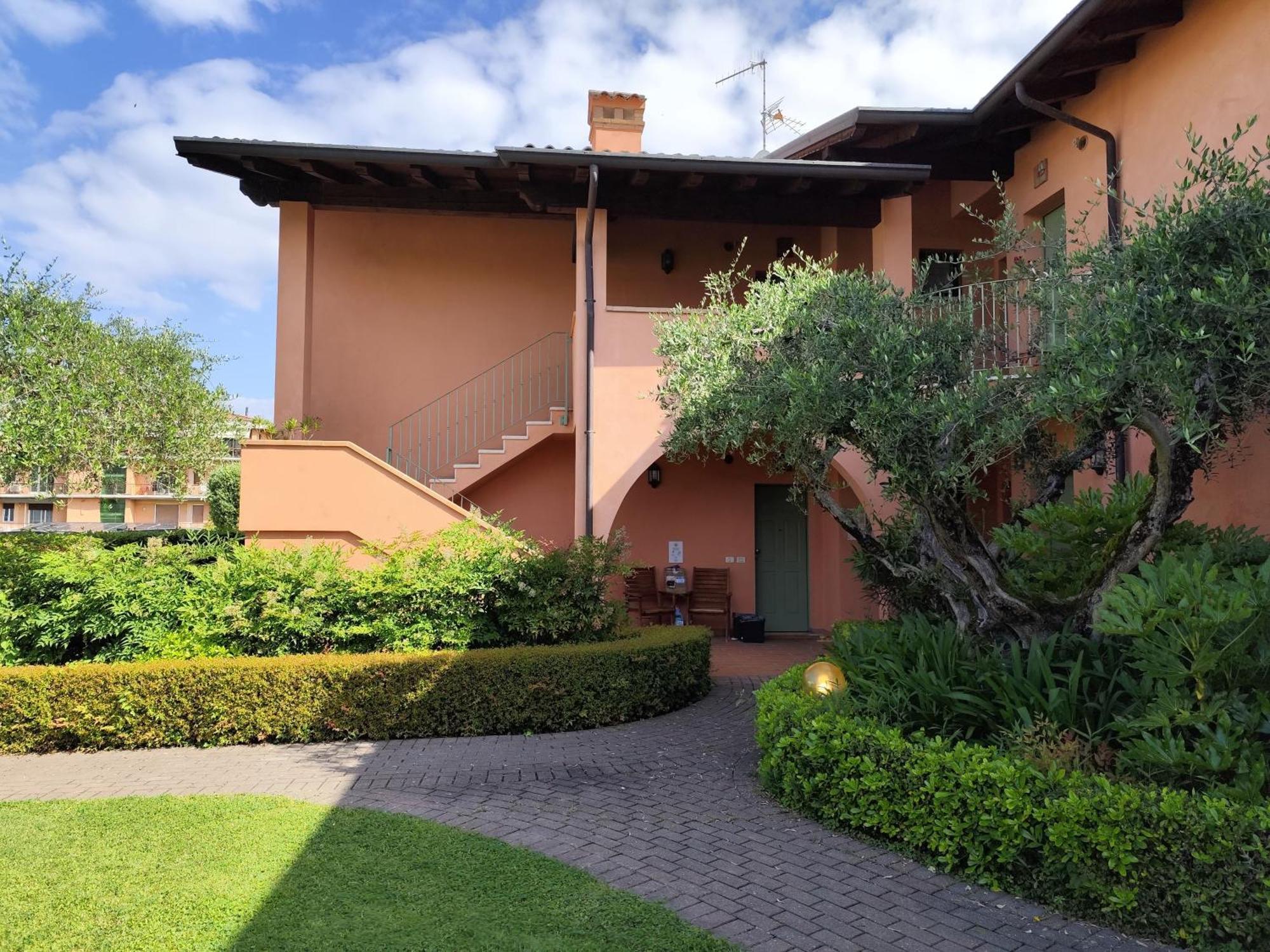 BellaSirmione Holiday Apartments Dış mekan fotoğraf