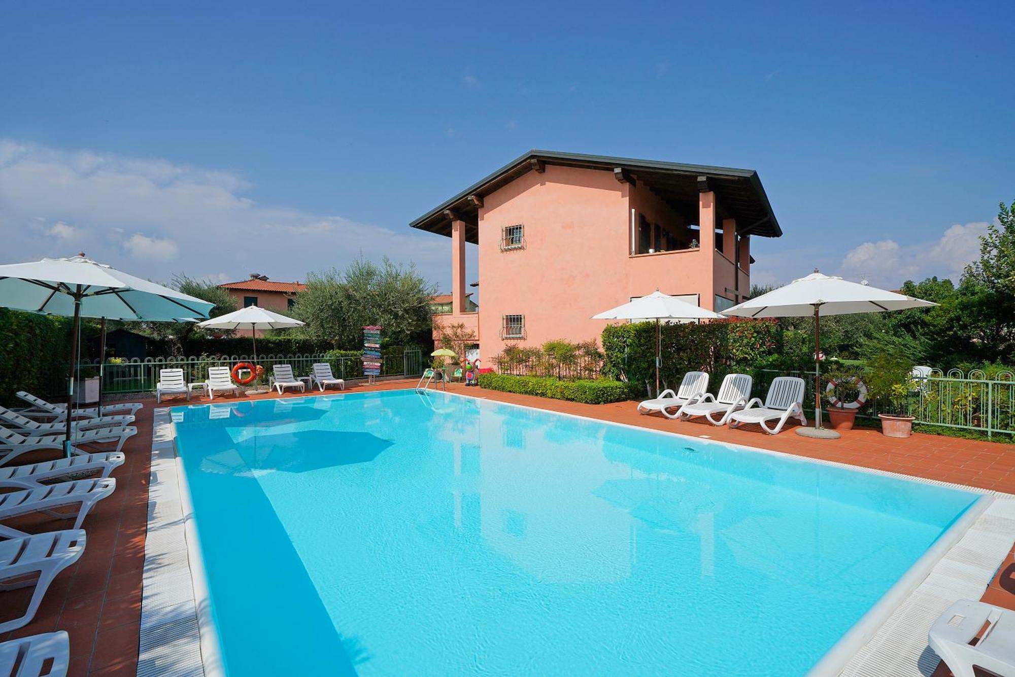 BellaSirmione Holiday Apartments Dış mekan fotoğraf