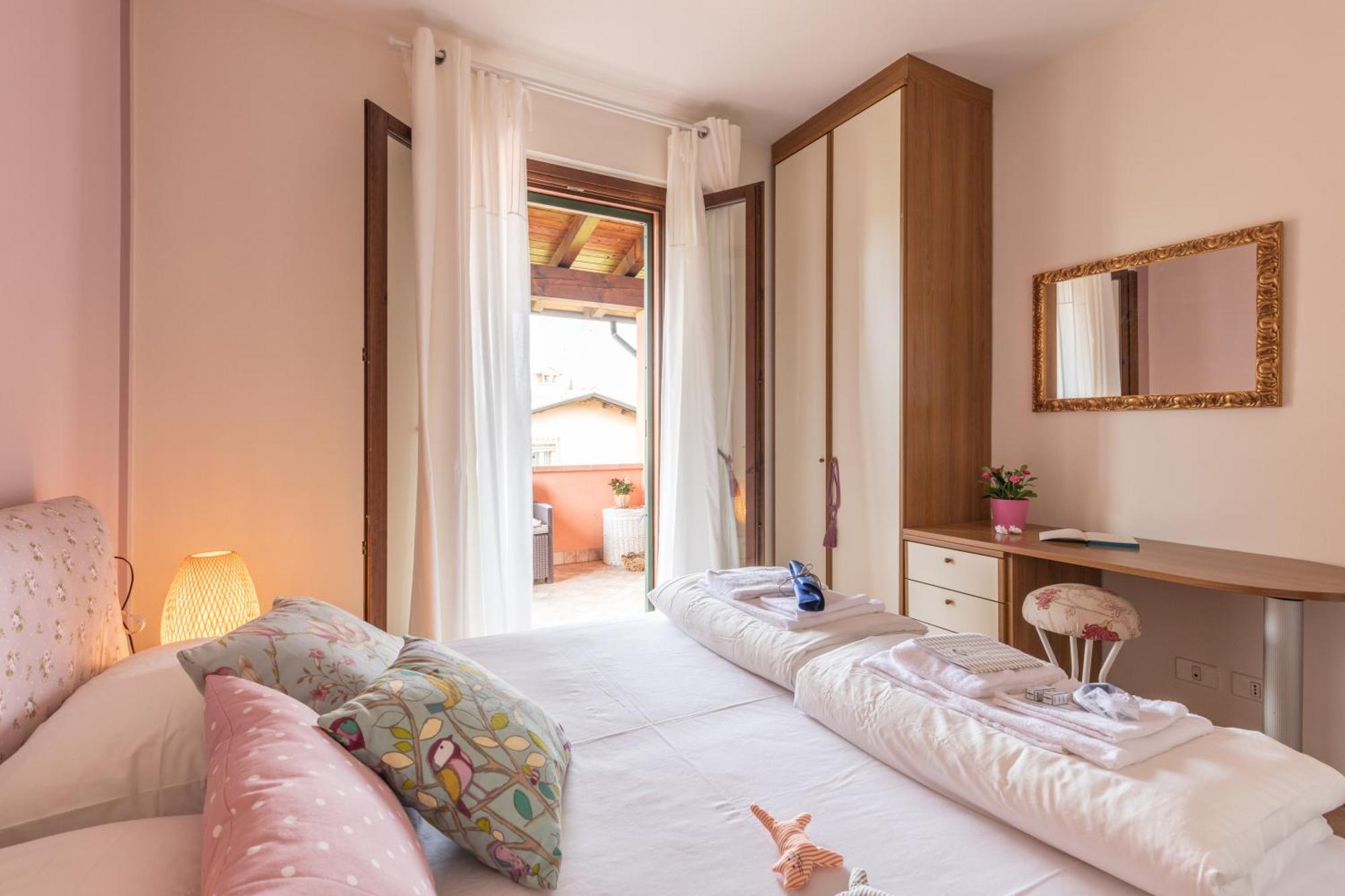 BellaSirmione Holiday Apartments Dış mekan fotoğraf